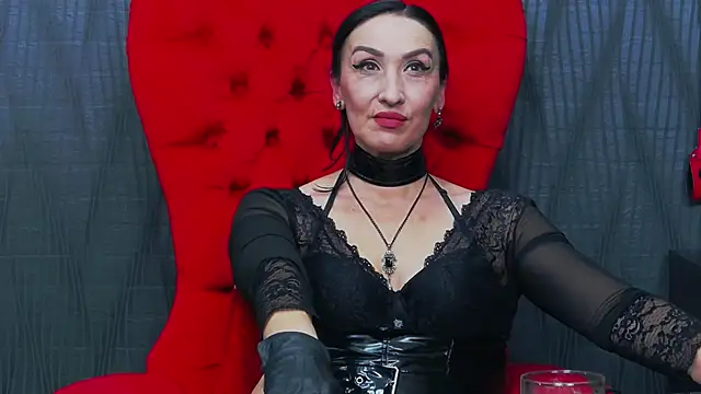 Snapshot of MistressDora chatting on 01/10/26, 09:00 MistressDora online show from 01/10/26, 09:00