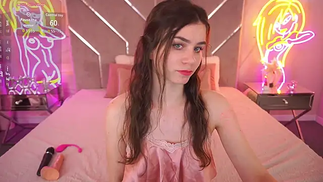HeavenElle online show from 07/03/26, 05:58