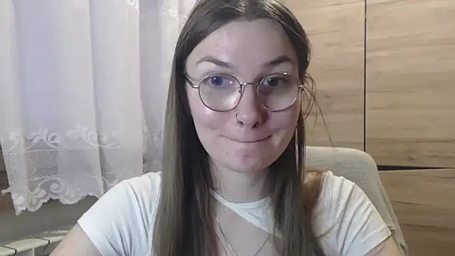 LooveELLYx online show from 01/02/25, 07:55