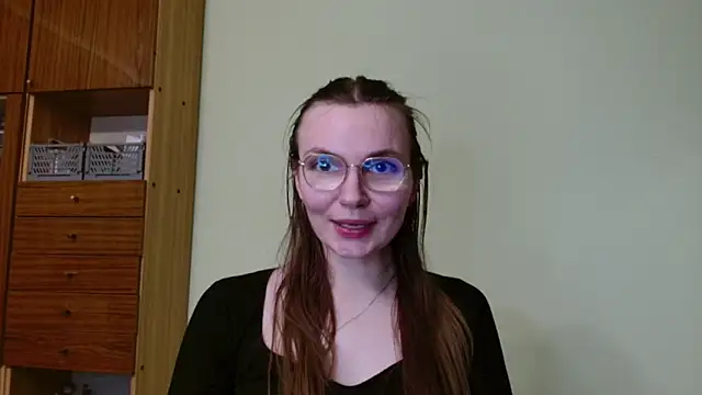 LooveELLYx online show from 02/27/25, 05:58