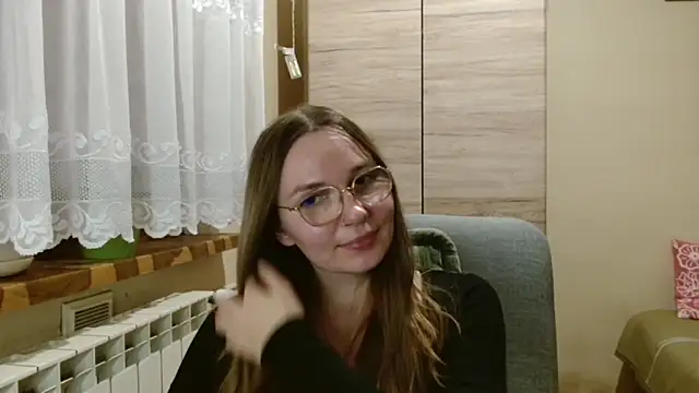 LooveELLYx online show from 11/16/25, 03:06