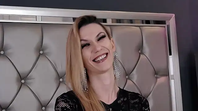 MayaHale online show from 03/19/26, 12:09