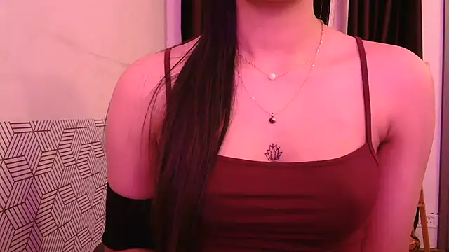 Snapshot of Tathiraa chatting on 02/27/26, 07:36 Tathiraa online show from 02/27/26, 07:36