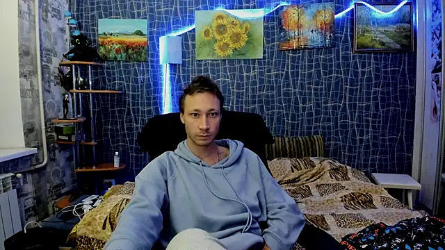 Snapshot of CuteBoy228 chatting on 12/22/25, 11:13 CuteBoy228 online show from 12/22/25, 11:13