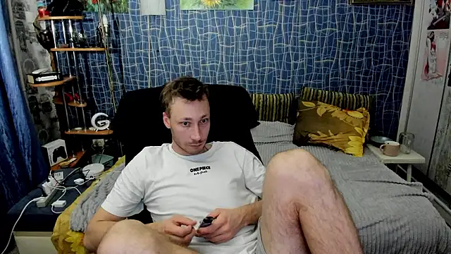 Snapshot of CuteBoy228 chatting on 03/18/26, 06:33 CuteBoy228 online show from 03/18/26, 06:33