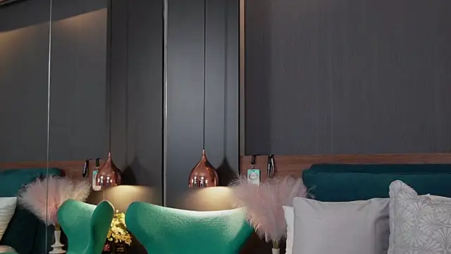 EmilyTrix online show from 04/14/26, 12:49