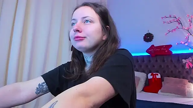 LilaVame online show from 12/14/25, 08:13