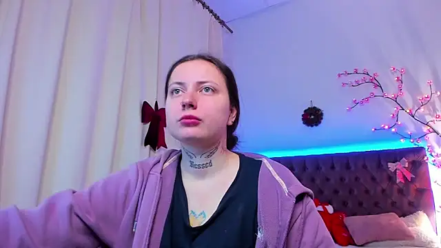 LilaVame online show from 12/17/25, 12:05