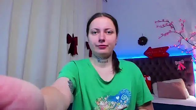 LilaVame online show from 12/19/25, 08:27