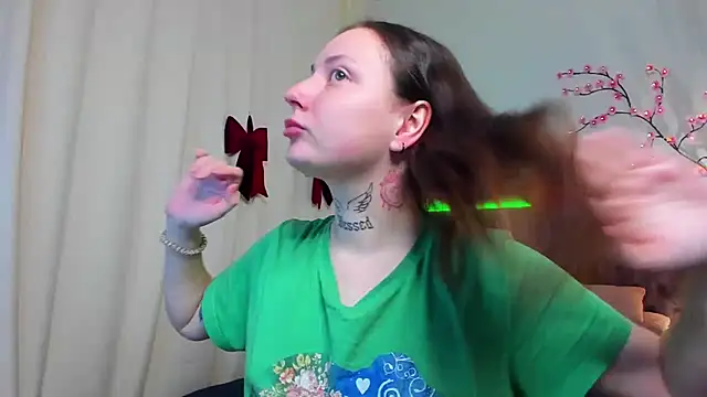 LilaVame online show from 12/21/25, 02:19