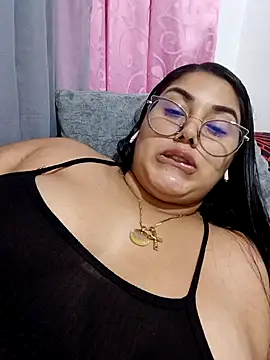 Snapshot of MilaaRooy chatting on 09/27/25, 03:11 MilaaRooy online show from 09/27/25, 03:11