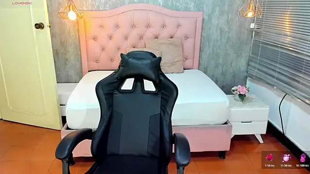 lissa jhonsoon online show from 04/21/26, 03:02