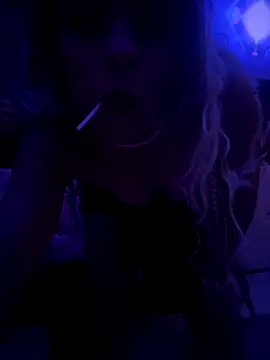 Snapshot of LexieBloom chatting on 09/21/25, 04:47 LexieBloom online show from 09/21/25, 04:47