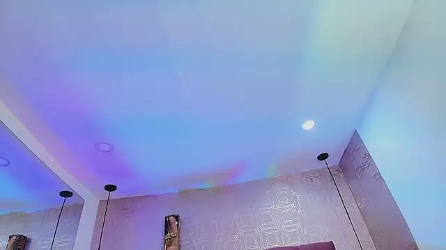 Snapshot of LexieBloom chatting on 09/25/25, 03:54 LexieBloom online show from 09/25/25, 03:54