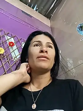 karinnahotdirty online show from 09/19/25, 06:30