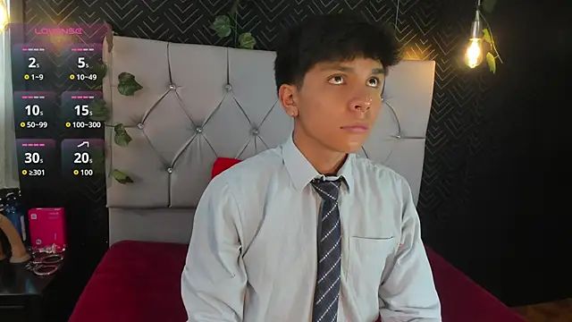 Thiago Kozak online show from 10/22/25, 12:38