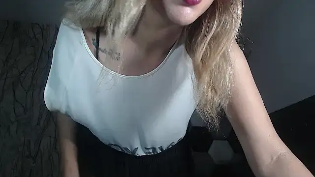 AntonellaBlanc online show from 10/06/25, 10:18