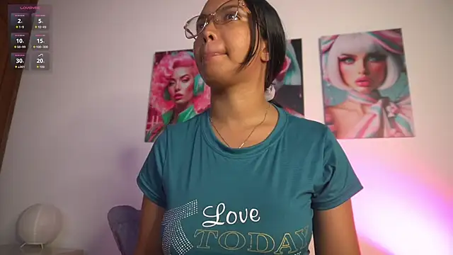 Snapshot of pocahotass_11 chatting on 01/17/26, 11:15 pocahotass 11 online show from 01/17/26, 11:15