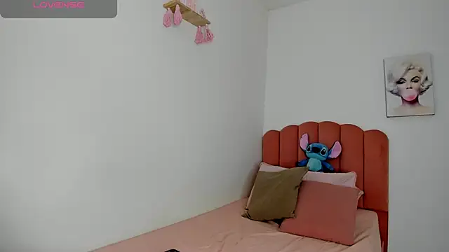julieth sanzz online show from 07/20/26, 10:39
