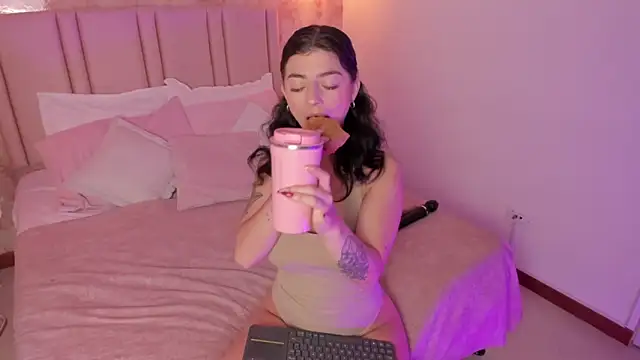 anntonella watson online show from 01/09/26, 11:13