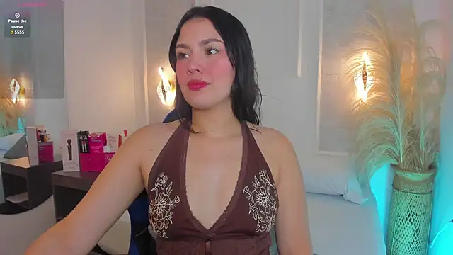 cristina gallardo online show from 07/12/26, 02:13