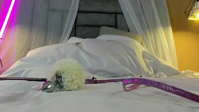 Snapshot of Brenda_lot chatting on 11/13/25, 08:52 Brenda lot online show from 11/13/25, 08:52