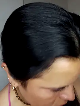 Hanna Kieran online show from 10/15/25, 03:17