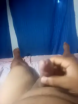 cora08 online show from 11/23/25, 06:19