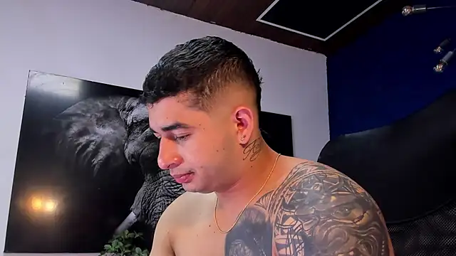 king falconer online show from 01/07/26, 02:47