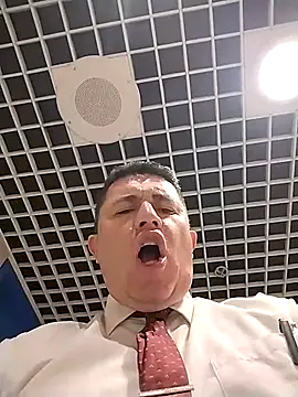 BigCristh79 online show from 04/26/26, 02:42