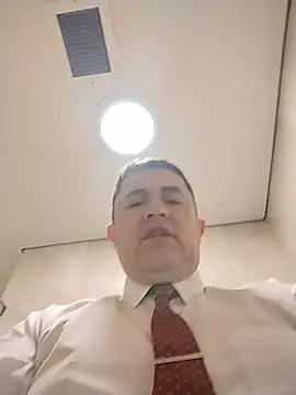 Snapshot of BigCristh79 chatting on 05/16/26, 12:59 BigCristh79 online show from 05/16/26, 12:59