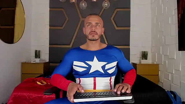 Snapshot of magnusclark chatting on 09/10/25, 06:30 magnusclark online show from 09/10/25, 06:30