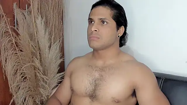 Snapshot of Evansdark1 chatting on 10/27/25, 11:20 Evansdark1 online show from 10/27/25, 11:20