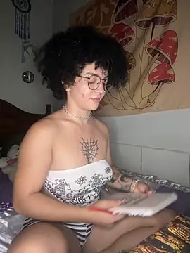 CamillyBlum online show from 03/08/26, 01:36