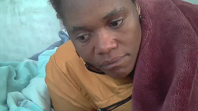 sexythae32 online show from 09/11/25, 04:23