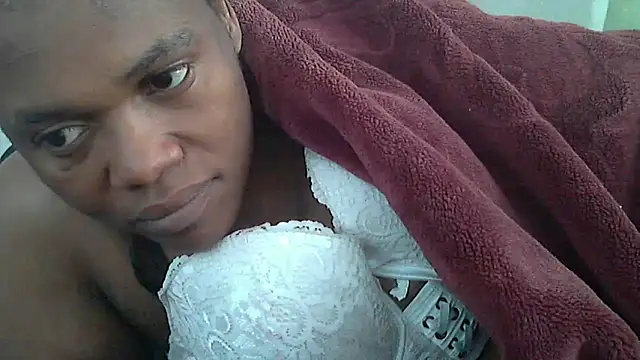 sexythae32 online show from 09/19/25, 04:03