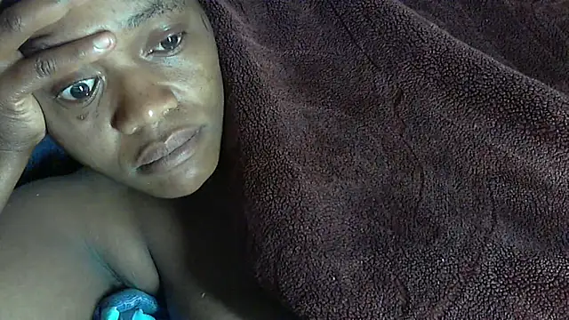 sexythae32 online show from 09/23/25, 02:25