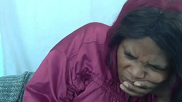 sexythae32 online show from 09/25/25, 06:39