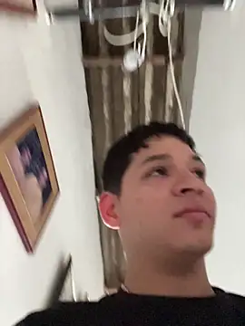 RobinLenoxx online show from 10/15/25, 04:40