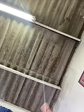 RobinLenoxx online show from 10/31/25, 04:52