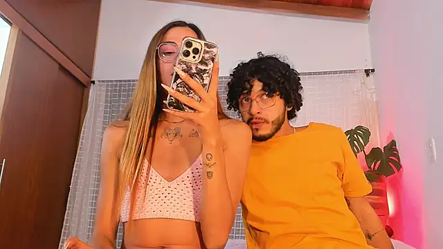 Snapshot of emmmalym chatting on 09/09/25, 01:38 emmmalym online show from 09/09/25, 01:38