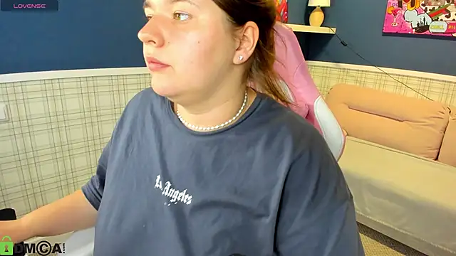 Chloee White online show from 09/14/25, 08:13