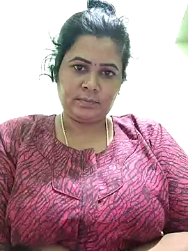 Snapshot of tamilaruvi chatting on 02/06/26, 01:47 tamilaruvi online show from 02/06/26, 01:47