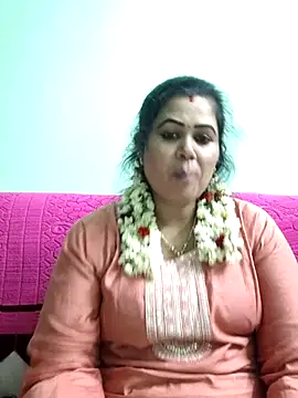 tamilaruvi online show from 04/09/26, 04:45