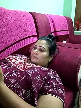 tamilaruvi online show from 04/20/26, 08:43