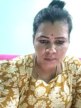 tamilaruvi online show from 04/24/26, 10:18