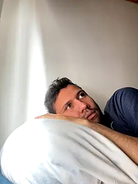 Michaell Spinelly online show from 09/23/25, 03:59