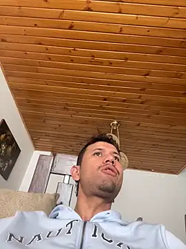 Michaell Spinelly online show from 10/17/25, 03:58