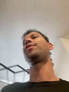 Michaell Spinelly online show from 10/19/25, 01:23