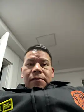 Manu0586 online show from 04/20/26, 12:35